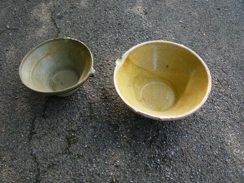 Gr�salle verte et jaune
25 Castres (81)