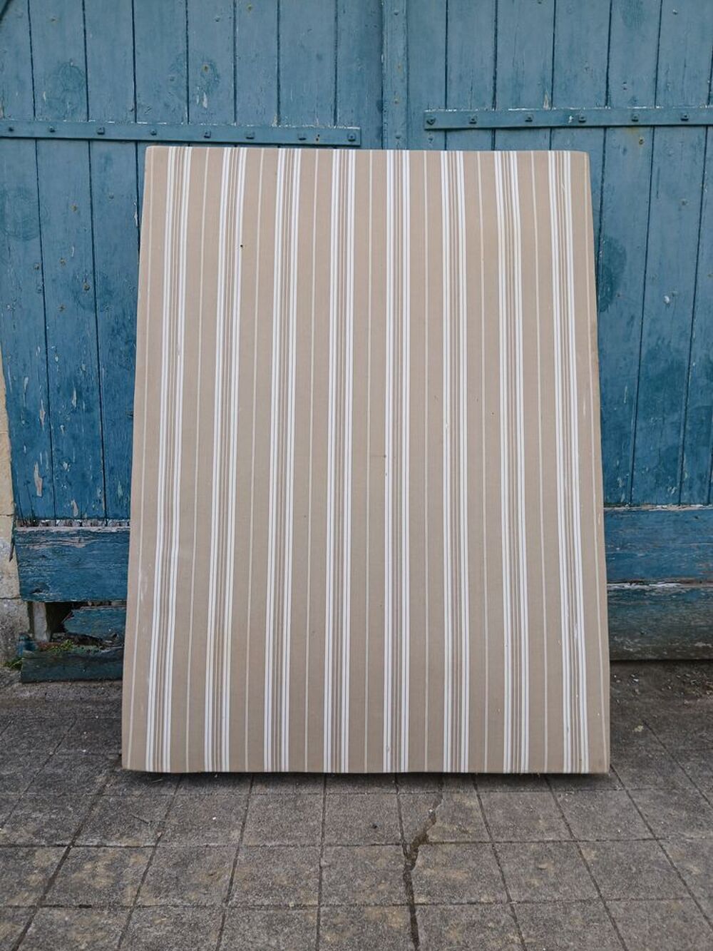 Sommier &agrave; ressorts 140 x 190 cm Meubles