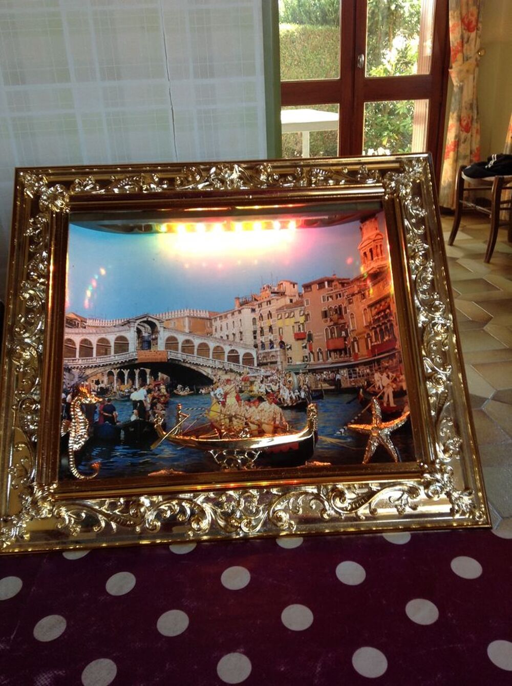 Cadre vitrine &eacute;clair&eacute;e :Venise Décoration