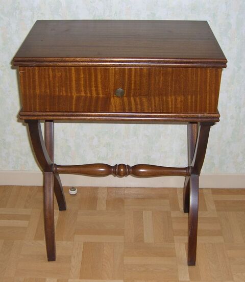 Petit meuble d'appoint, travailleuse ou chevet 15 Balma (31)