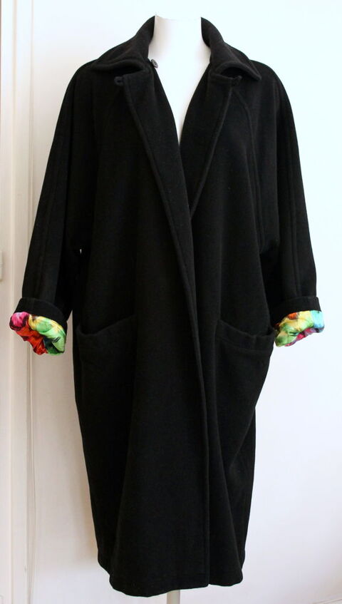 Manteau noir VERSUS VERSACE T.L 150 Issy-les-Moulineaux (92)