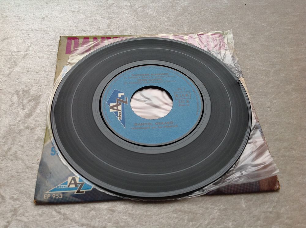 DANYEL GERARD D'ACCORD D'ACCORD CD et vinyles