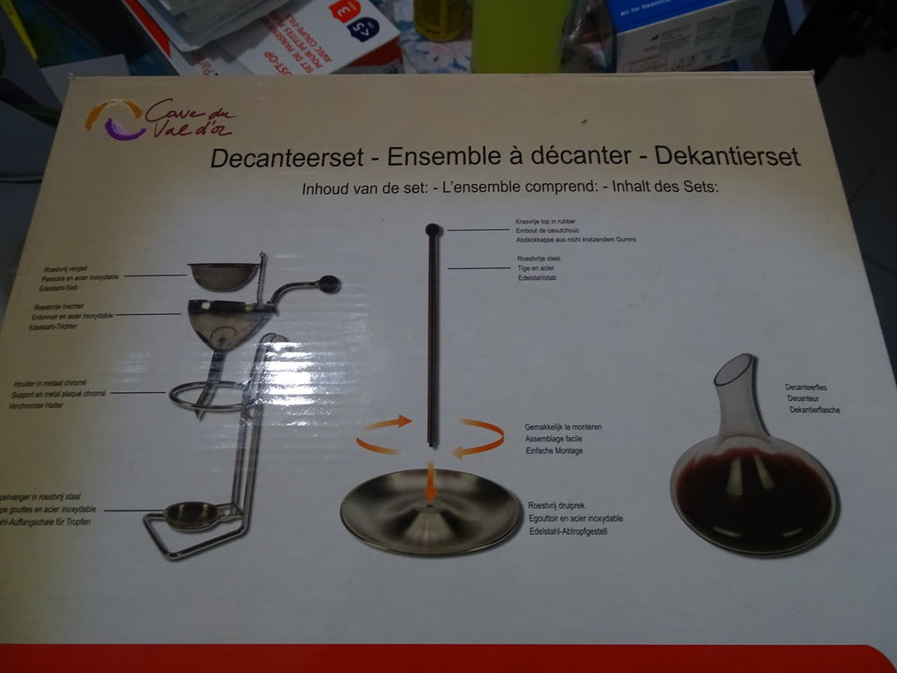 ensemble &agrave; d&eacute;canter le vin Cuisine