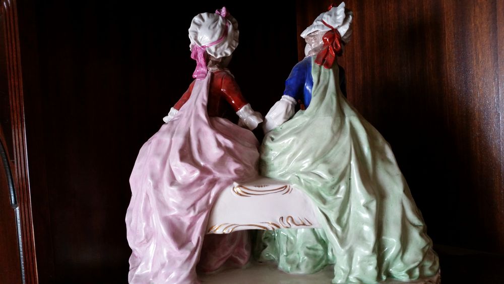 Bibelot porcelaine CAPODIMONTE Décoration