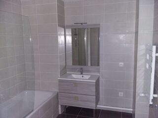  Appartement à louer 3 pièces 69 m²