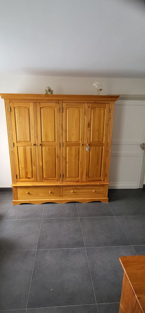Armoire pin massif 200 Cobrieux (59)