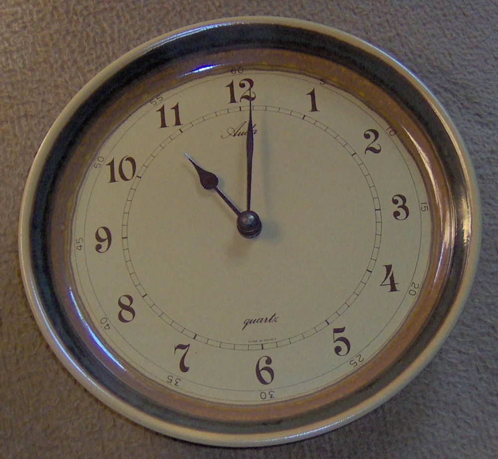 Pendule murale - Parfait fonctionnement Décoration