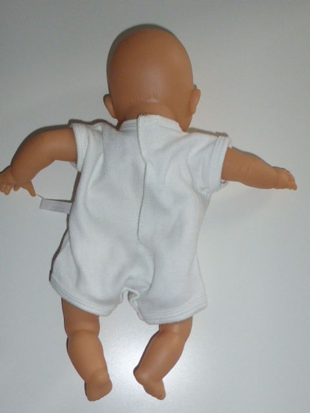 COROLLE poup&eacute;e B&eacute;b&eacute; Tidoo pour le bain avec body Jeux / jouets