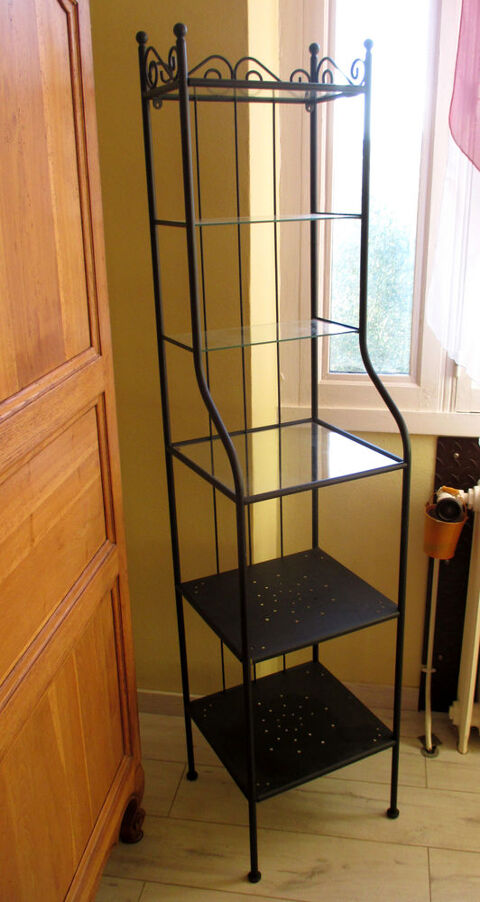 tagre mtallique/verre vintage noire. Troc possible. 30 Saint-lix-le-Chteau (31)