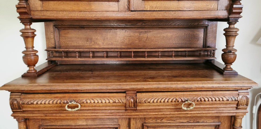 Grand buffet vaisselier en bois massif Meubles