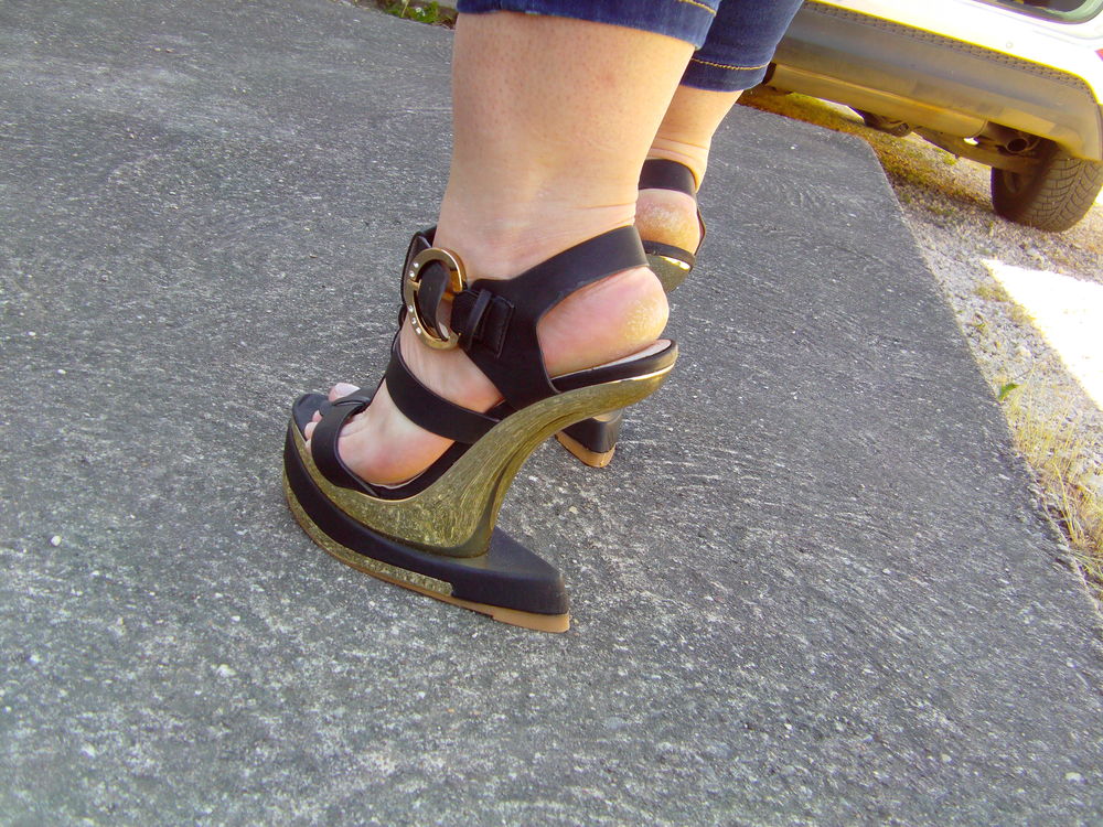 Sandales compens&eacute;es pointure 38 Chaussures