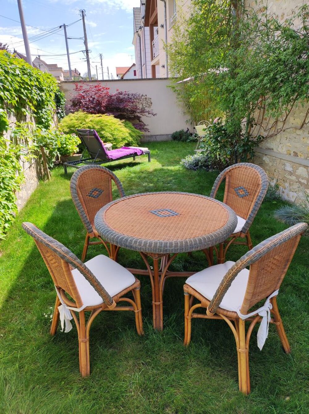 Table et chaises Rotin Meubles