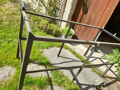 Cadre de table en fer 30 Saint-Pierre-Eynac (43)