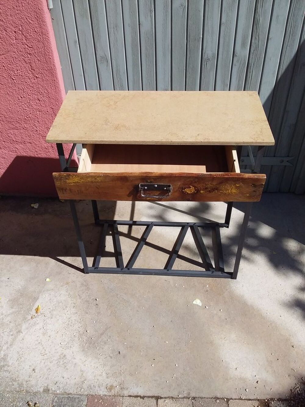 1 console industrielle dessus marbre Meubles