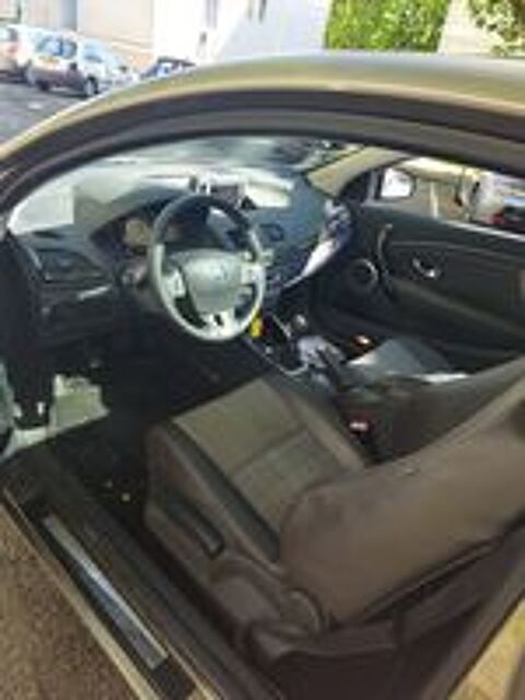 M&eacute;gane III Coup&eacute; TCE 130 XV De France Euro 5 2011 occasion 84100 Orange