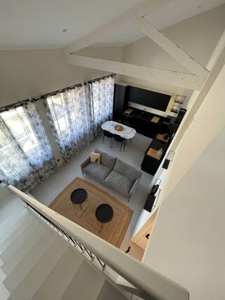  Appartement à louer 2 pièces 50 m²