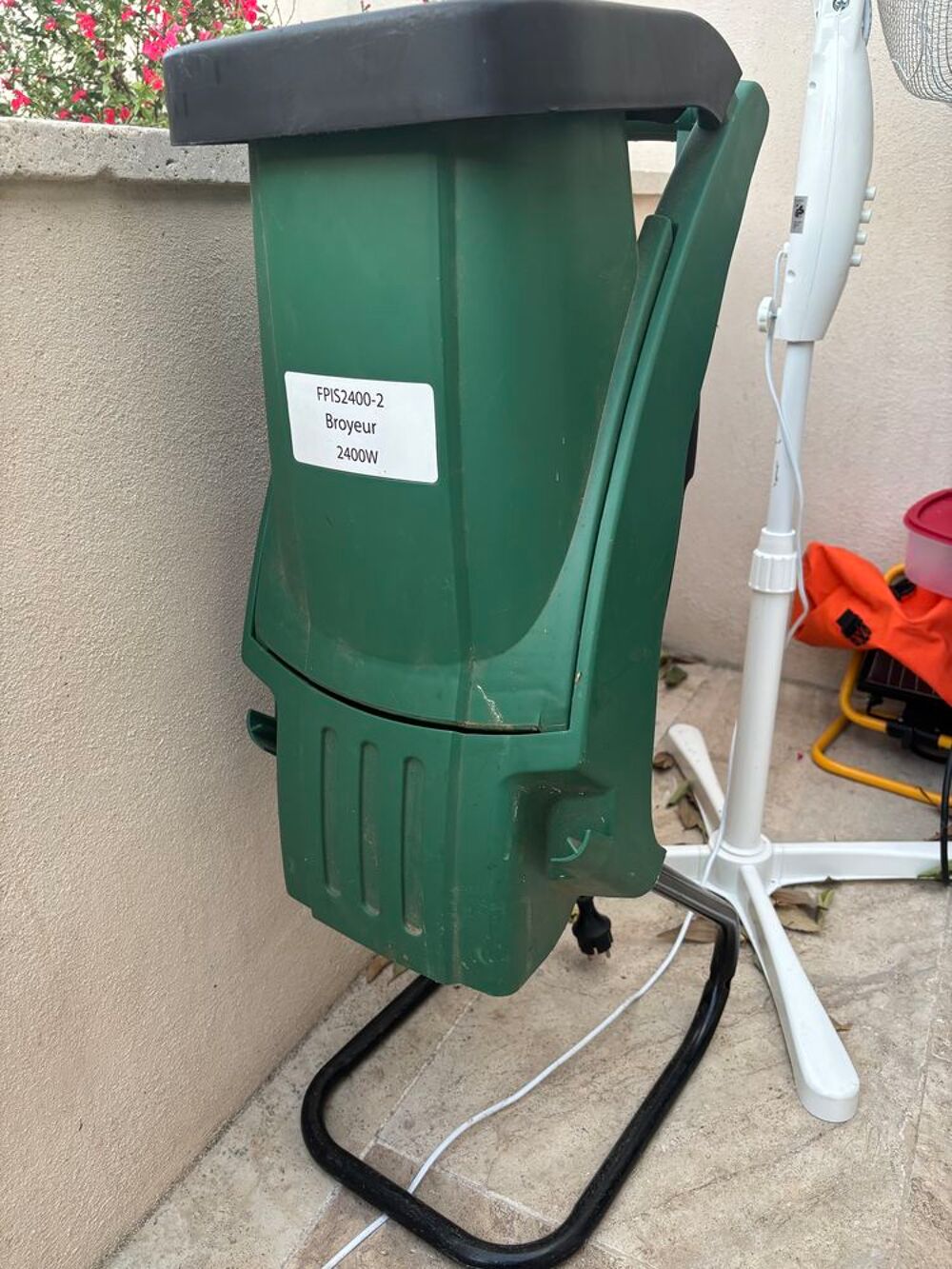 Broyeur 2400W Jardin