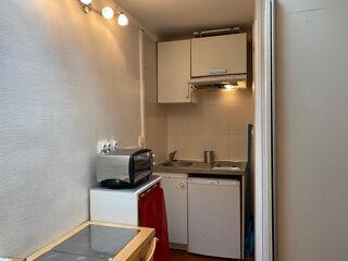  Appartement à louer 1 pièce 13 m²