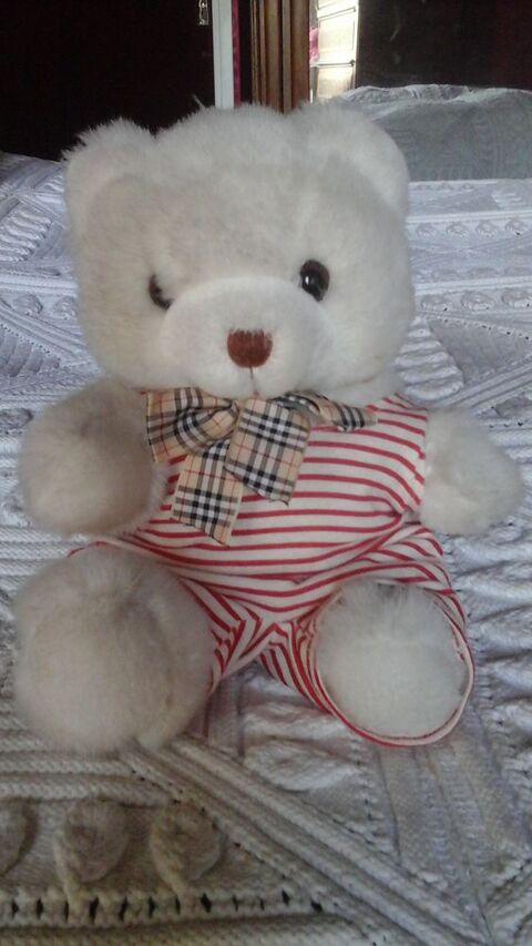 Ours en peluche taille et couleur varies
Prix dgressifs 6 Paris 19 (75)