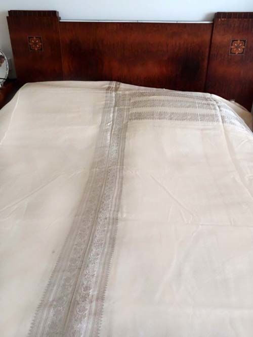 Couvre lit en sari brod&eacute; argent 220 x 240 cm TBE Dcoration