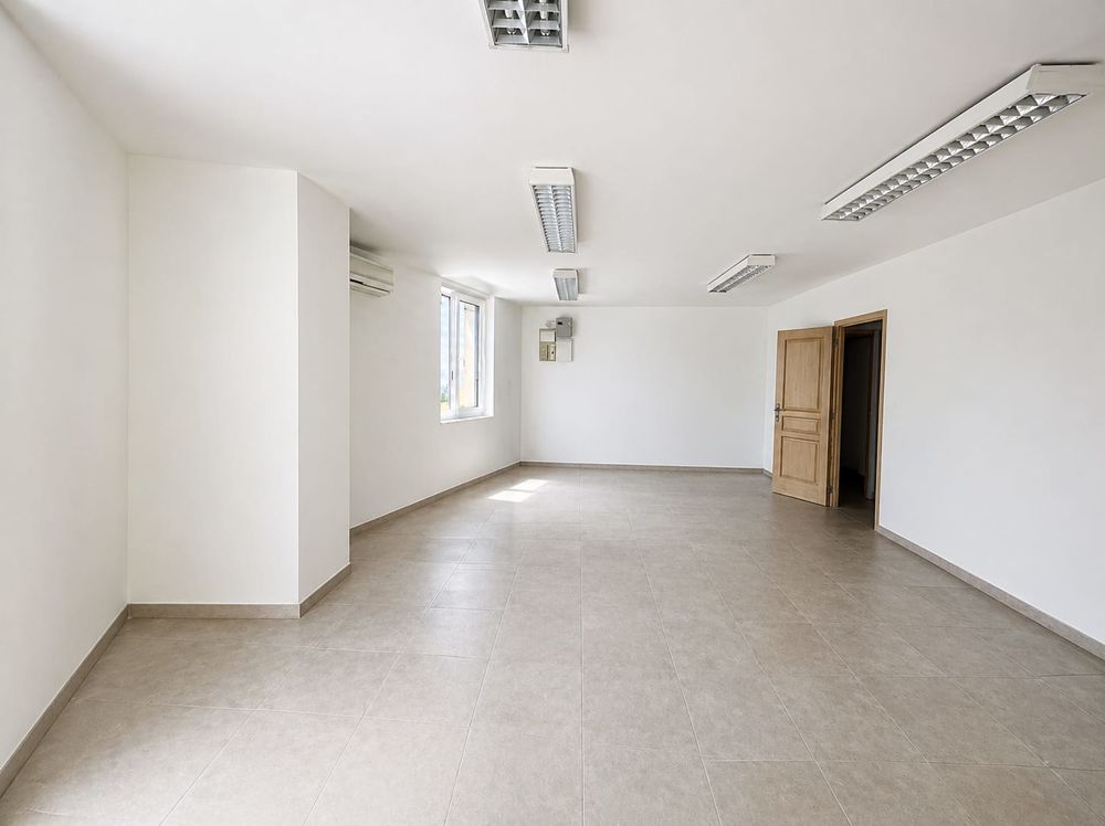 Vente Appartement local 53 m2 tout commerce idéal investisseurs Marseille 15