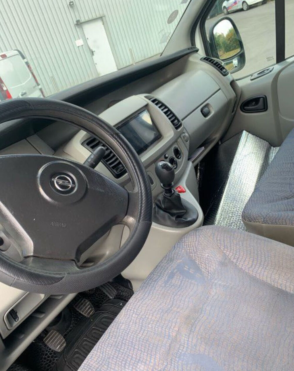 Vivaro 1.9 DI C1 K2700 2005 occasion 77580 Gu&eacute;rard