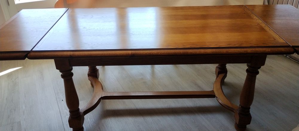 TABLE DE SALLE A MANGER Meubles