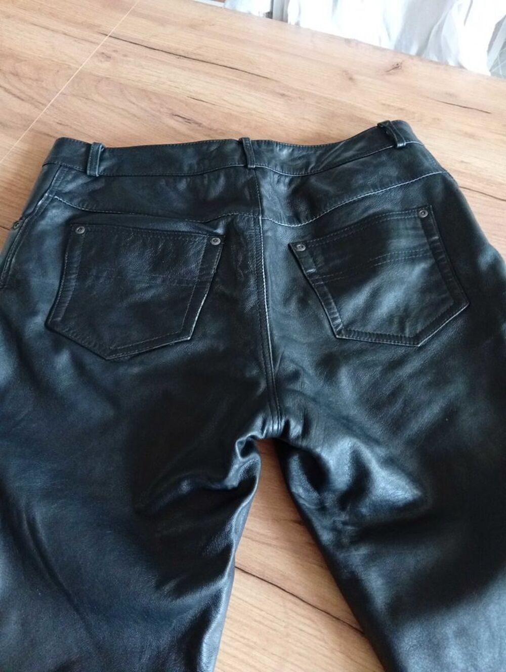pantalon en cuir Vêtements