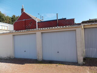  Parking / Garage à louer 15 m² Le cateau-cambrésis