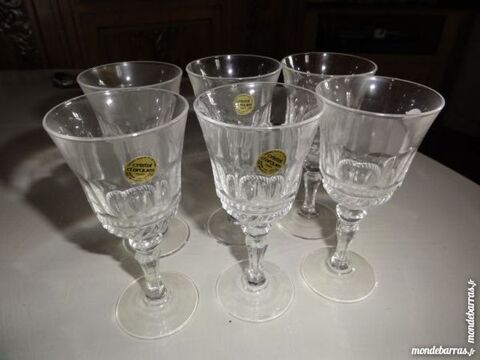 Verres en cristal 60 Saint-Sauveur-de-Montagut (07)