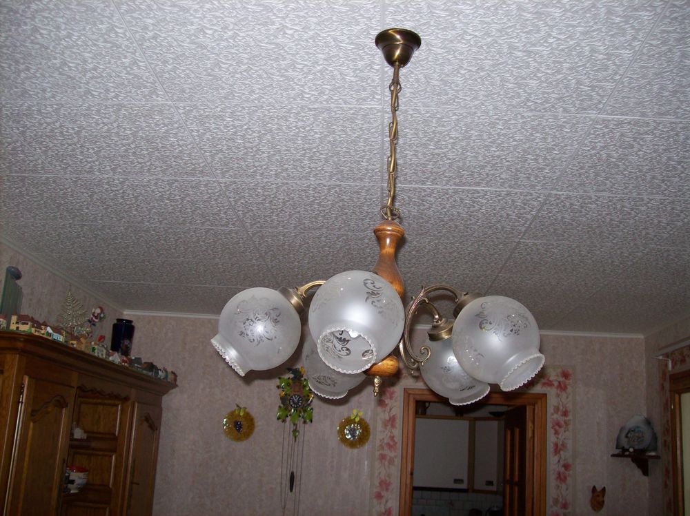 Lustre en bois et verre d&eacute;poli 5 lumi&egrave;res Décoration