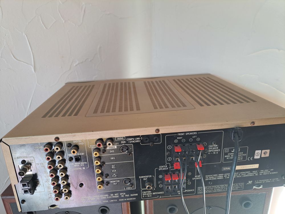 Lot Ampli + Enceintes JVC Vintage (en &eacute;tat de marche) Audio et hifi