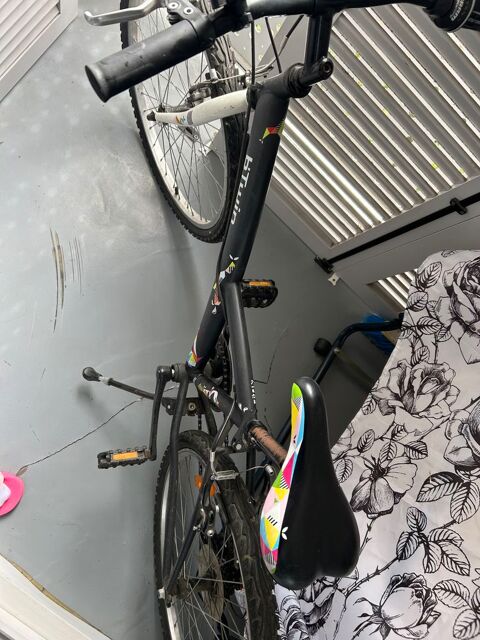 Vélo décathlon neuf Paris 14 (75)