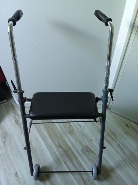 Déambulateur 2 roues neuf 40 Troyes (10)