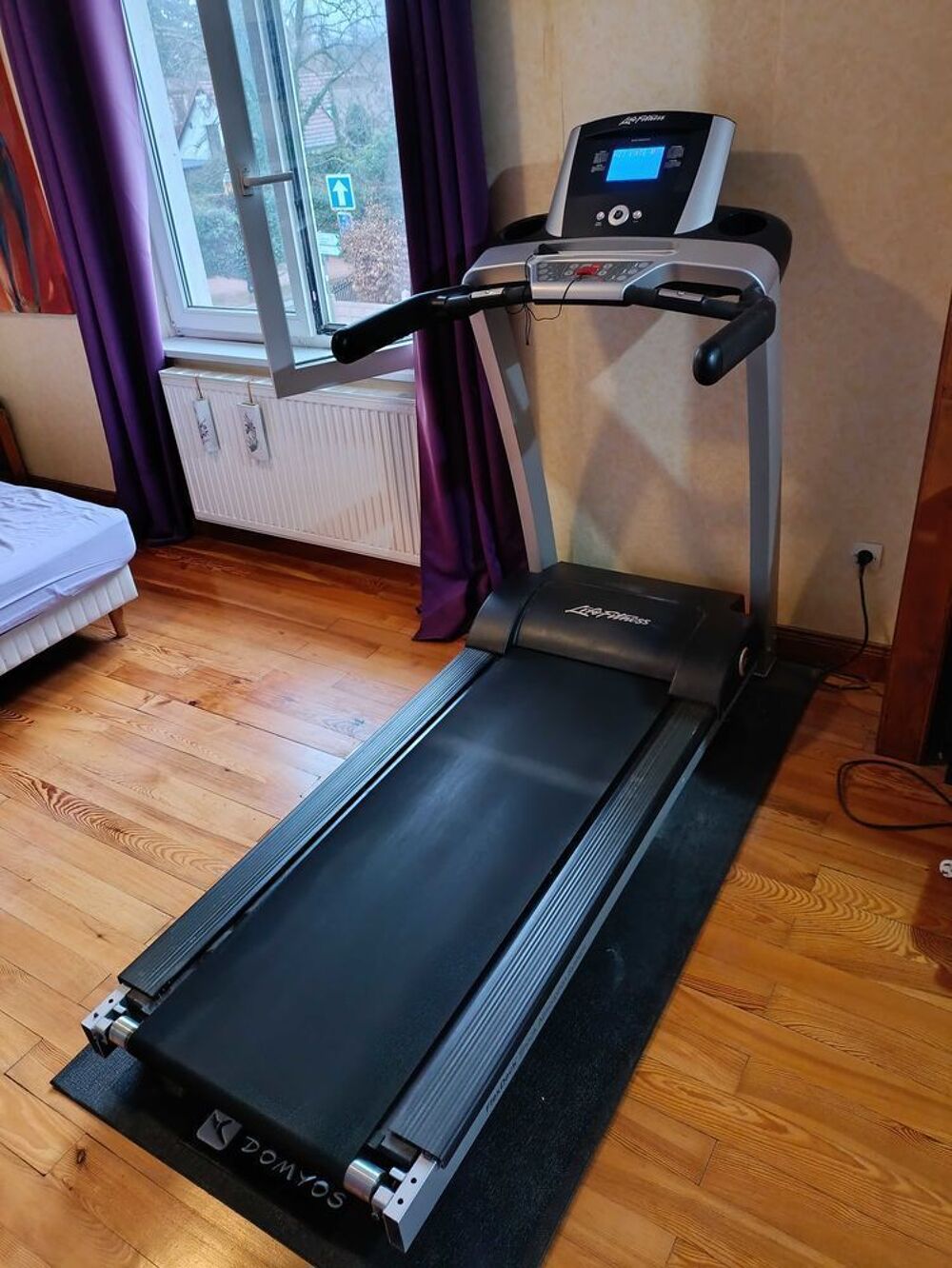 Life Fitness F3 semi professionnel avec absorption de choc Sports