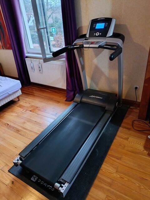 Life Fitness F3 semi professionnel avec absorption de choc 410 Benfeld (67)