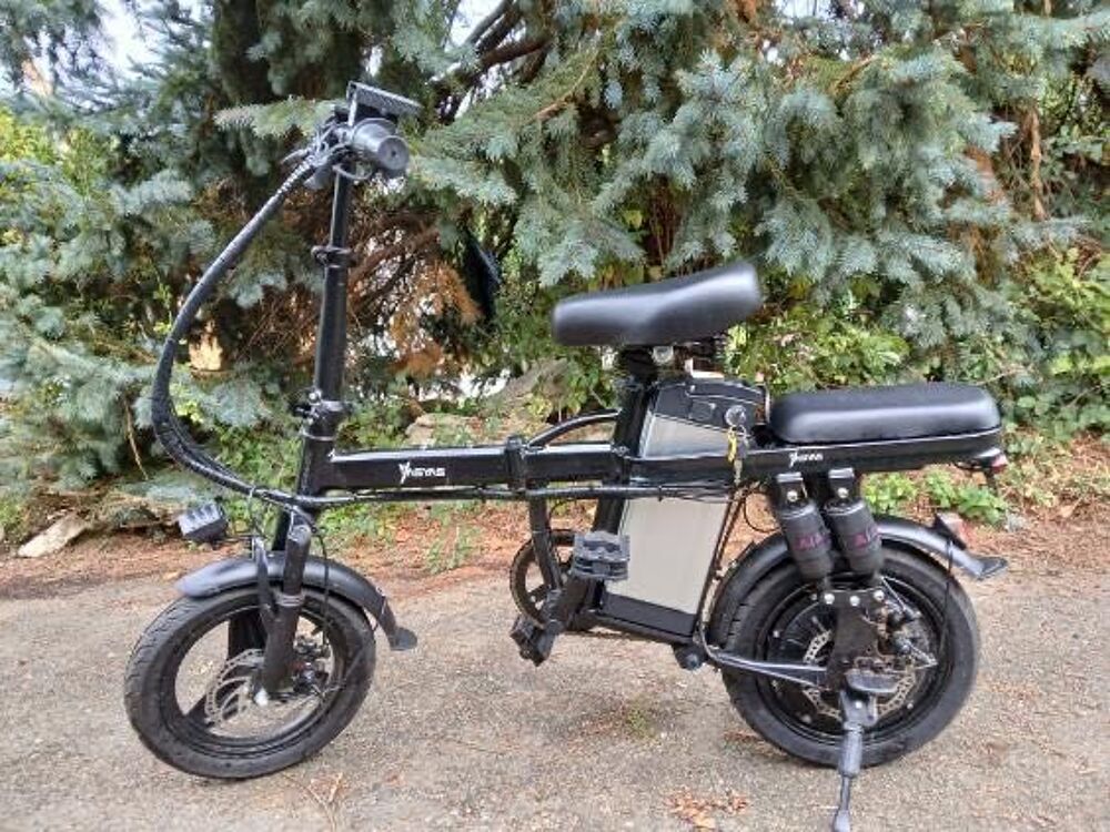 V&eacute;lo &eacute;lectrique pliant YASYAS Little Beast - Excellent &eacute;tat - Tout confort Vélos