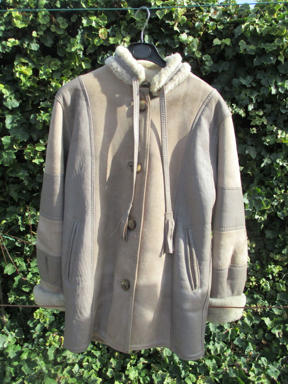 veste mouton retourn&eacute; Vêtements
