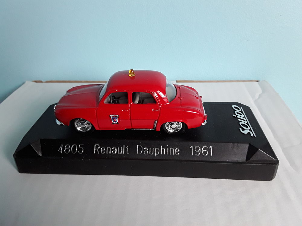 Voiture de pompier Renault dauphine 1961 Jeux / jouets