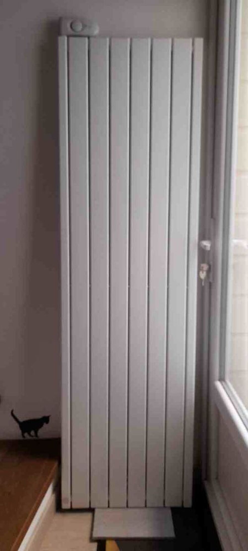 Radiateur &eacute;lectrique vertical Bricolage