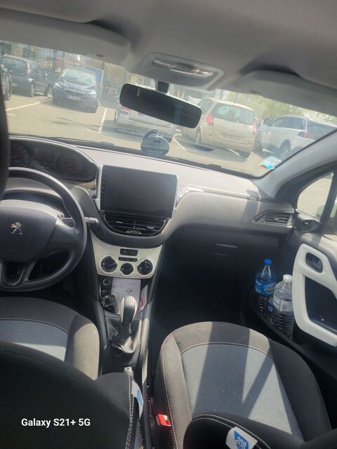 Peugeot 208 1.0 VTi 68ch BVM5 Like 2014 occasion Guyancourt 78280
