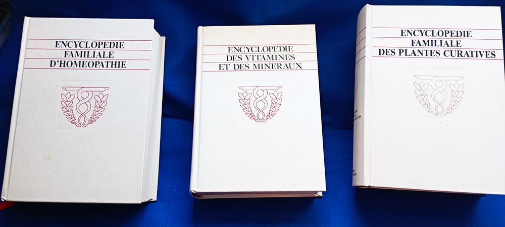 3 encyclop&eacute;dies Livres et BD