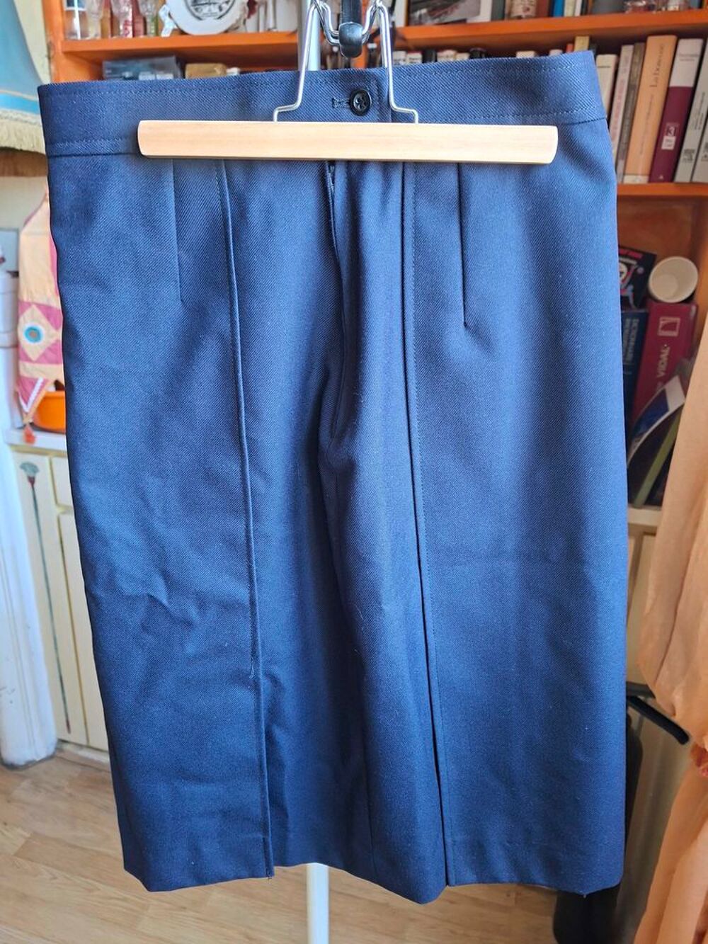 Jupe+droite+taille+40 Vêtements