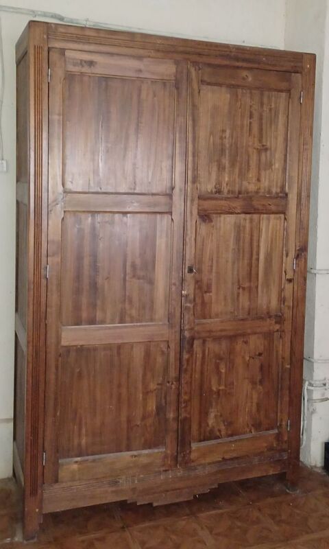 Grande armoire ancienne 0 Saint-Mamert-du-Gard (30)