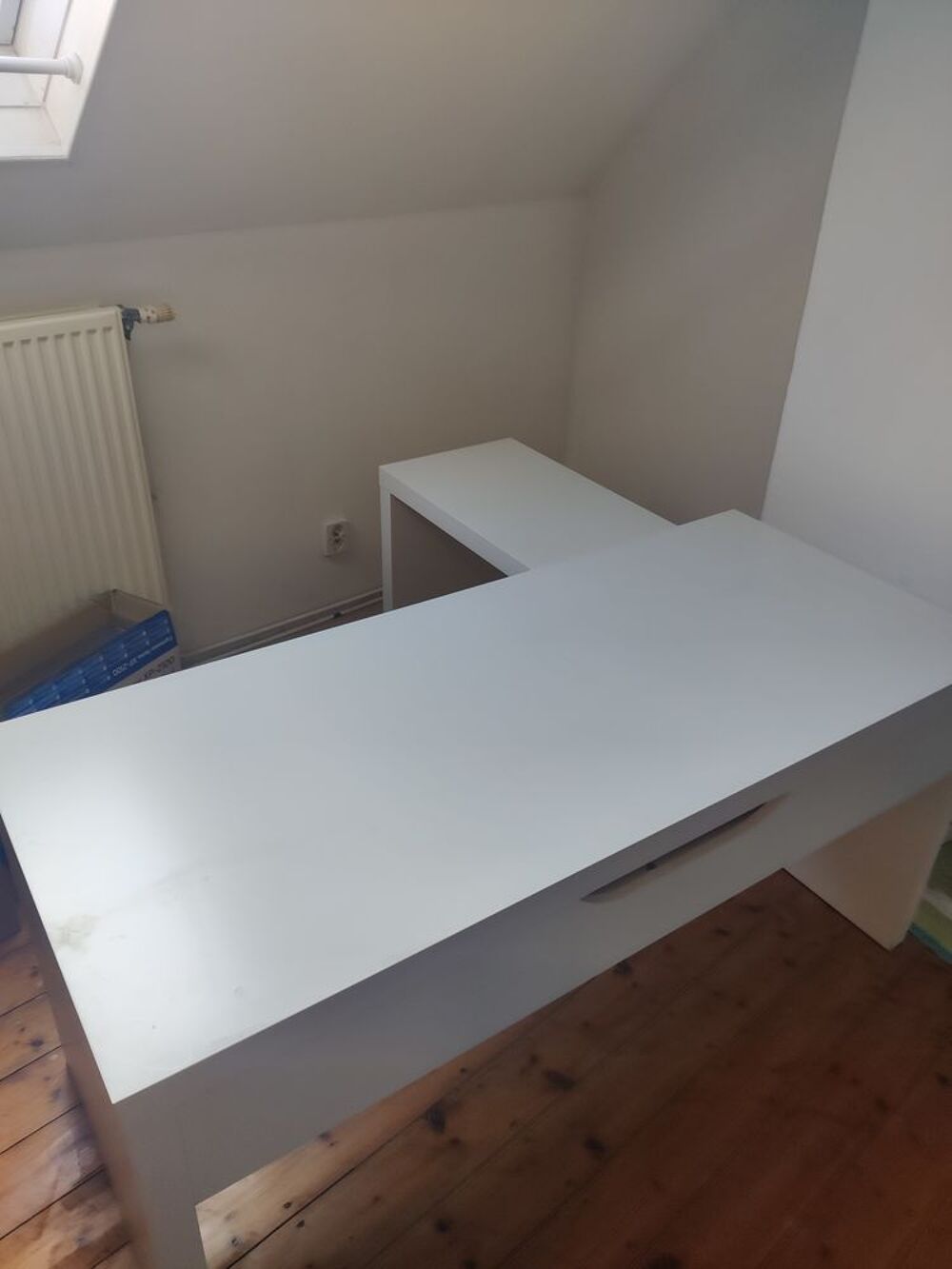 [IKEA] Bureau blanc avec tablette coulissante Meubles