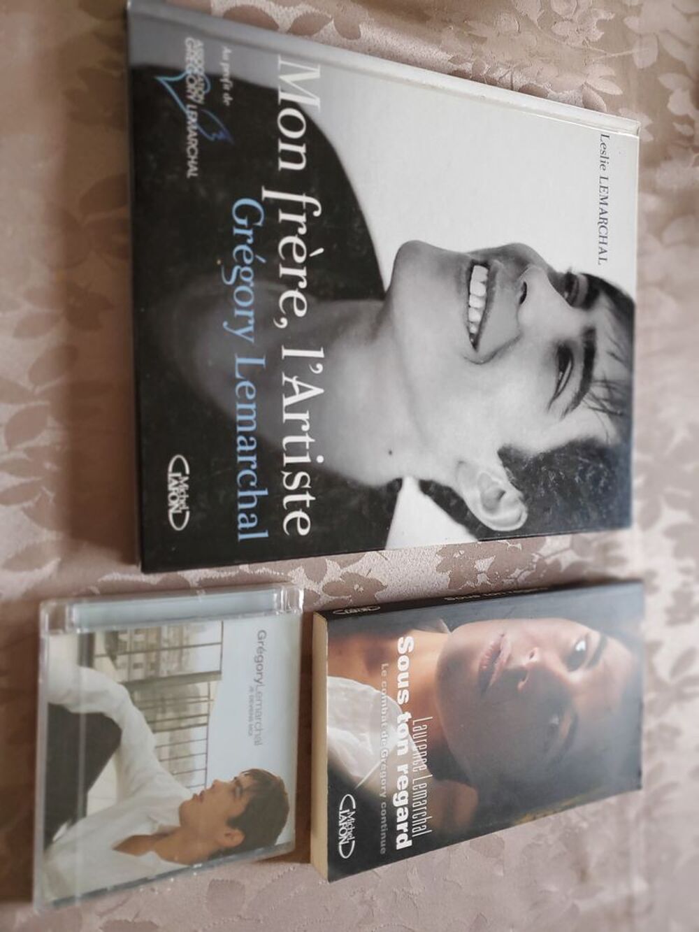 Cd + 2 livres sur Gregory Lemarchal CD et vinyles