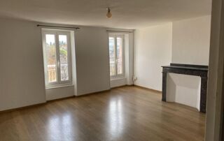  Appartement � louer 3 pi�ces 81 m�