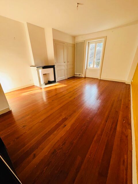   Maison de village pleine de charme, DPE C Maison - 4 pi�ce(s) - 90 m�