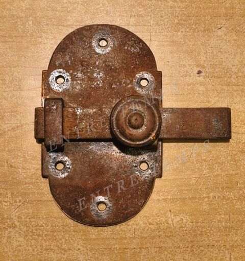 GROS VERROU ANCIEN FER FORG� 18 19�me SI�CLE 19 Sergines (89)