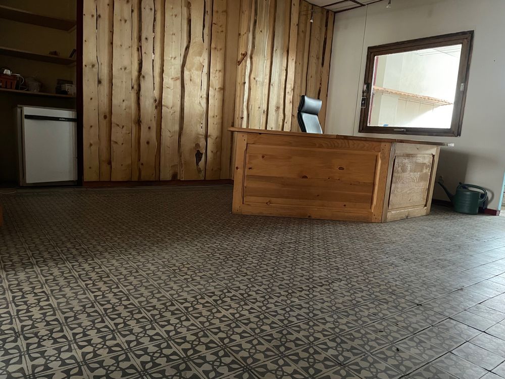 Vente Autre Local de 100 m² avec potentiel transformation en appartement Modane